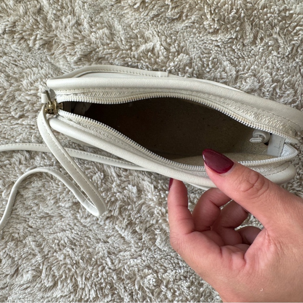 Vintage Coach Leather Crossbody Bag – Style 9935 - Picture 7 of 7